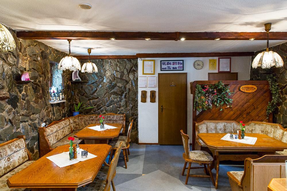 Kraeuterhotel Garni Zur Klostergrotte Nohra  Buitenkant foto