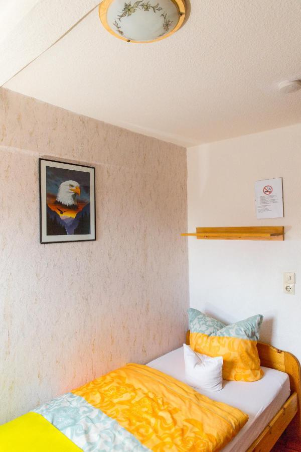 Kraeuterhotel Garni Zur Klostergrotte Nohra  Buitenkant foto