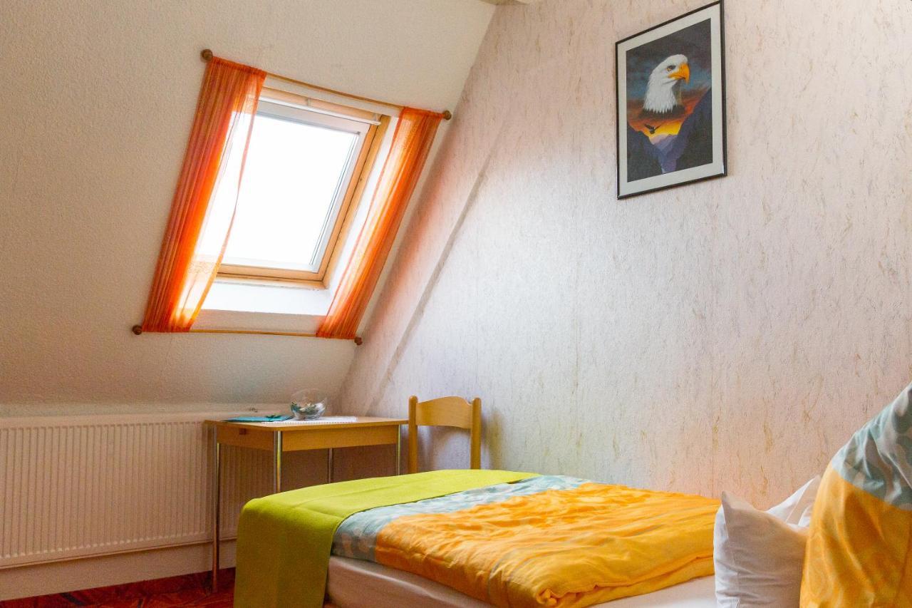 Kraeuterhotel Garni Zur Klostergrotte Nohra  Buitenkant foto